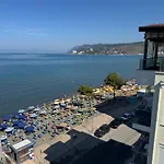 Lejlighed Apartmens Neli