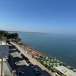 Lejlighed Apartmens Neli