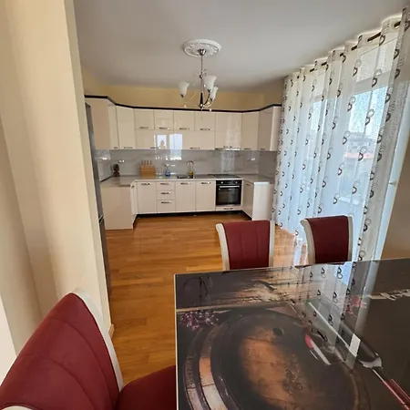 Apartmens Neli Appartamento Shëngjin