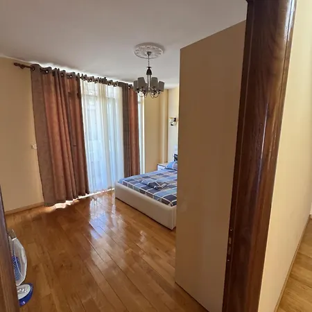 Apartmens Neli Shëngjin
