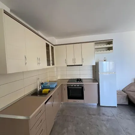 Apartmens Neli *