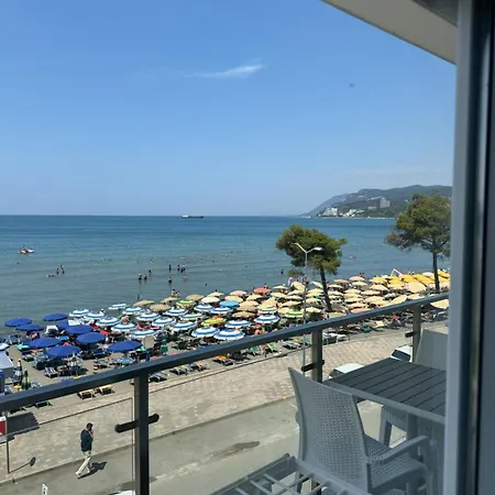 Apartmens Neli * Shëngjin