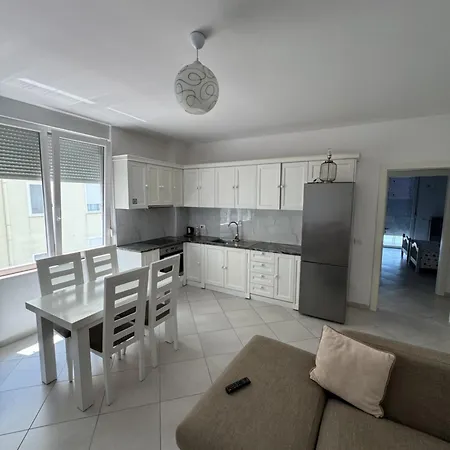 Apartmens Neli Shëngjin