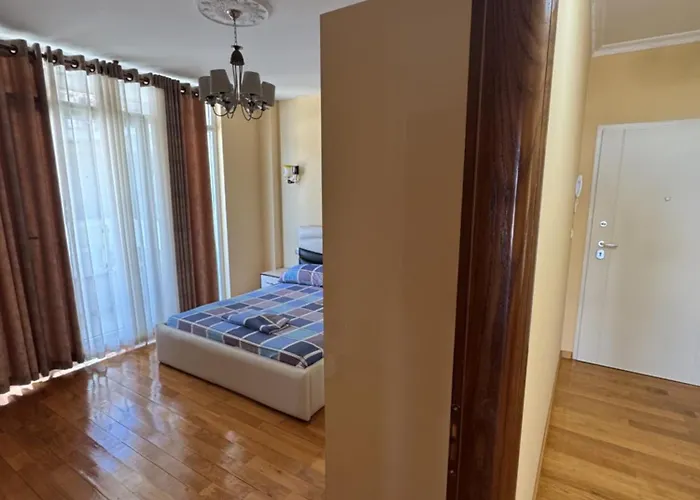 Apartmens Neli *