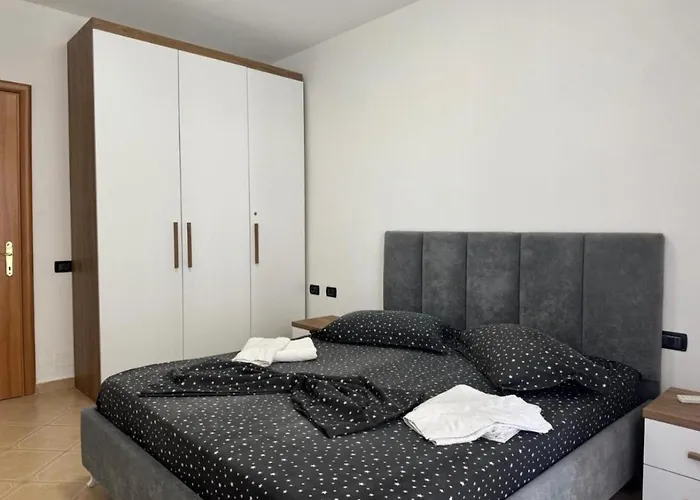 Apartmens Neli * Shëngjin
