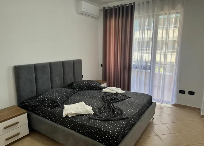 Apartmens Neli *